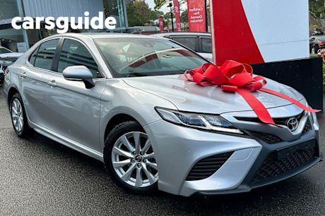 Silver 2018 Toyota Camry Sedan Ascent Sport