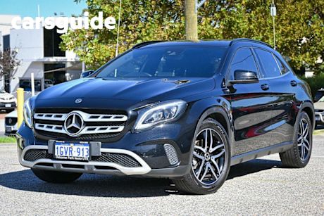 Black 2018 Mercedes-Benz GLA180 Wagon