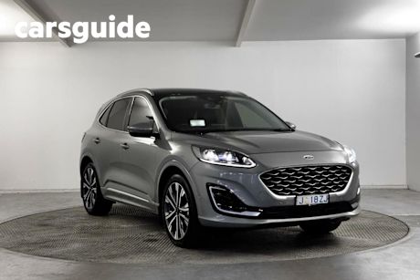 Silver 2021 Ford Escape Wagon Vignale (awd)