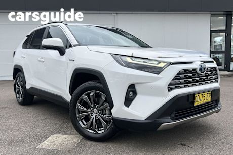 White 2022 Toyota RAV4 Wagon GXL (2WD) Hybrid