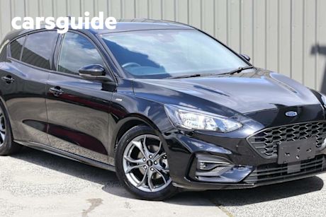 Black 2018 Ford Focus Hatchback ST-Line