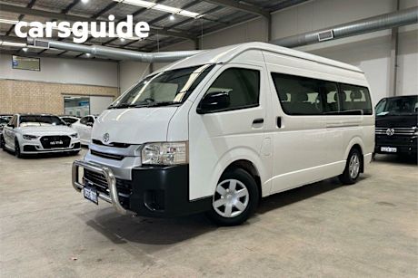 White 2018 Toyota Hiace Bus Commuter