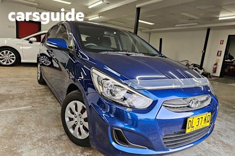 Blue 2016 Hyundai Accent Hatchback Active