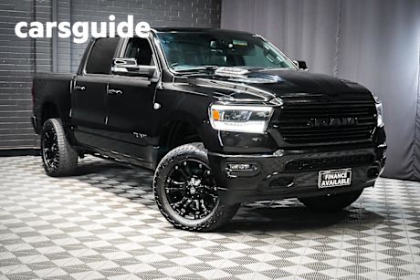 Black 2019 Ram 1500 Crew Cab Utility Laramie (4X4) FD3.2