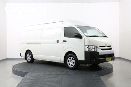 White 2016 Toyota Hiace Van Slwb