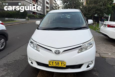 White 2009 Toyota Tarago Wagon GLI
