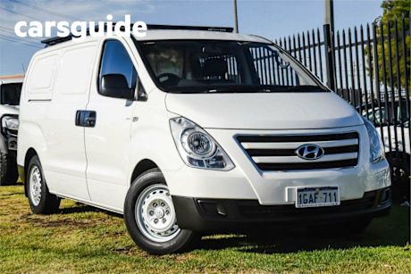 White 2016 Hyundai Iload Van