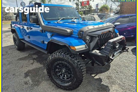 2020 Jeep Gladiator Dual Cab Utility Overland (4X4)
