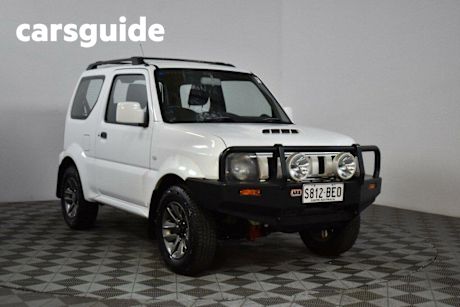 White 2015 Suzuki Jimny Wagon