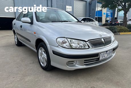 Silver 2001 Nissan Pulsar Sedan ST