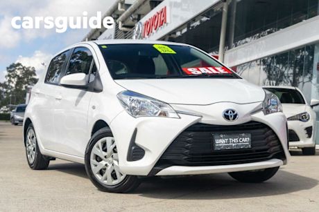 White 2017 Toyota Yaris Hatchback Ascent