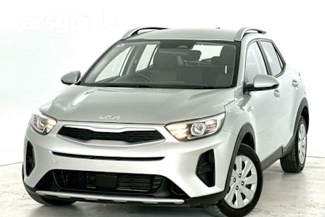 Silver 2022 Kia Stonic Wagon S