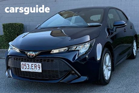 Black 2022 Toyota Corolla Hatchback Ascent Sport + Navigation