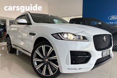 White 2017 Jaguar F-Pace Wagon 20D R-Sport