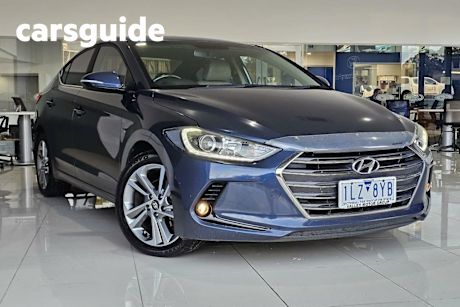 Blue 2017 Hyundai Elantra Sedan Elite 2.0 MPI (sunroof)