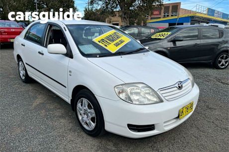 White 2006 Toyota Corolla Sedan Ascent
