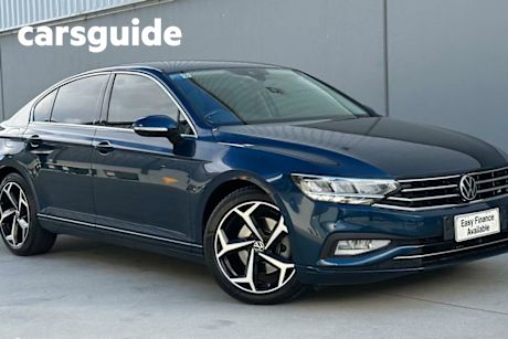 Blue 2021 Volkswagen Passat Sedan 140TSI Business