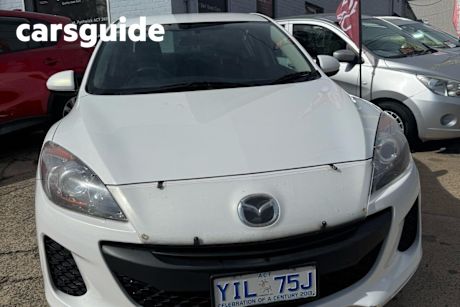 White 2013 Mazda 3 Sedan NEO
