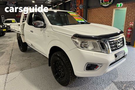 White 2016 Nissan Navara Ute Tray