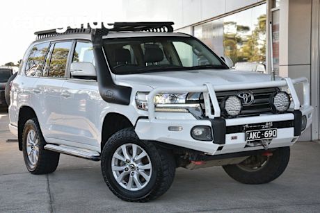 White 2016 Toyota Landcruiser Wagon VX (4X4)