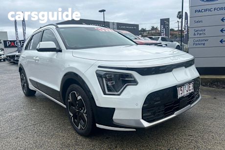 White 2023 Kia Niro Wagon EV GT-Line Black C Pillar