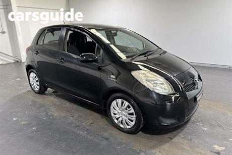 Black 2008 Toyota Yaris Hatchback YRS