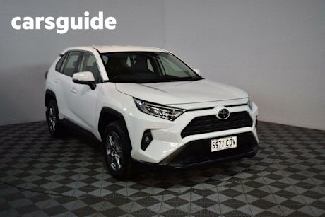 White 2022 Toyota RAV4 Wagon GX (2WD)