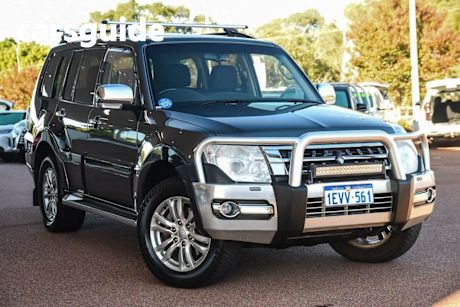 Grey 2015 Mitsubishi Pajero Wagon GLX LWB (4X4)