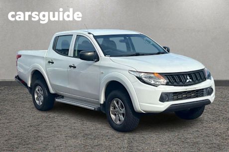 White 2016 Mitsubishi Triton Dual Cab Chassis GLX (4X4)