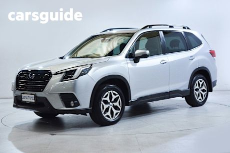 Silver 2023 Subaru Forester Wagon 2.5I (awd)