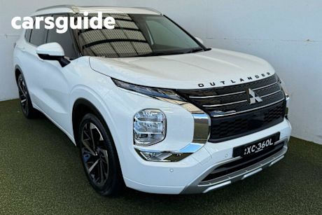 White 2022 Mitsubishi Outlander Wagon Exceed 7 Seat (awd)