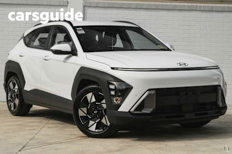 White 2025 Hyundai Kona Wagon
