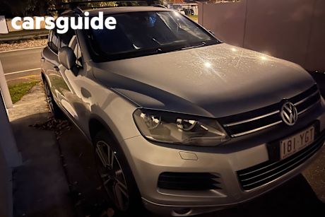 Grey 2011 Volkswagen Touareg Wagon 150 TDI