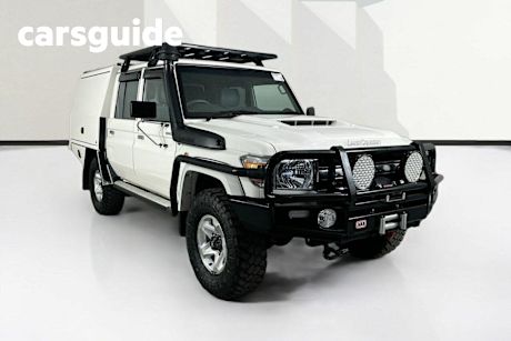 White 2018 Toyota Landcruiser Double Cab Chassis GXL (4X4)