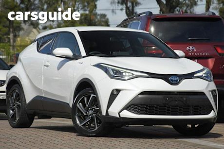 White 2022 Toyota C-HR Wagon Koba (2WD) Hybrid