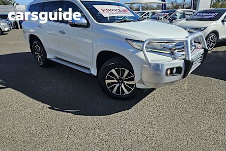 White 2017 Mitsubishi Pajero Sport Wagon GLS (4X4) 7 Seat