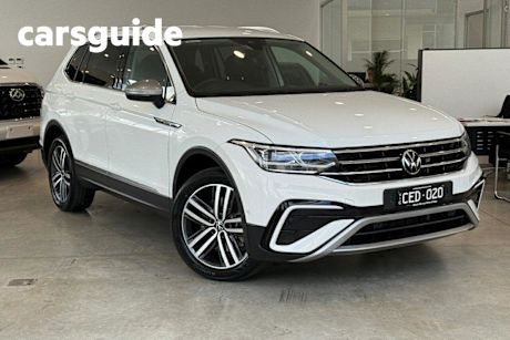 White 2022 Volkswagen Tiguan Wagon 147TDI Elegance