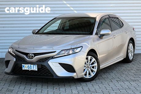 Gold 2018 Toyota Camry Sedan Ascent Sport