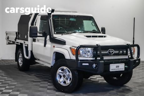 White 2016 Toyota Landcruiser Cab Chassis GXL (4X4)