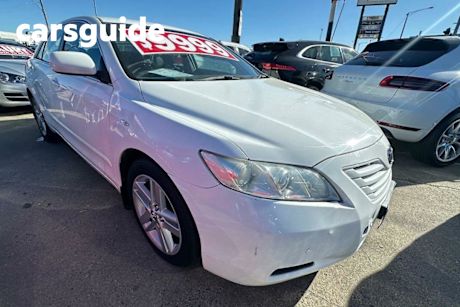 White 2007 Toyota Camry Sedan Altise
