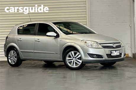 Silver 2008 Holden Astra Hatchback CDX