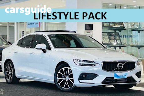 White 2019 Volvo S60 Sedan T5 Momentum