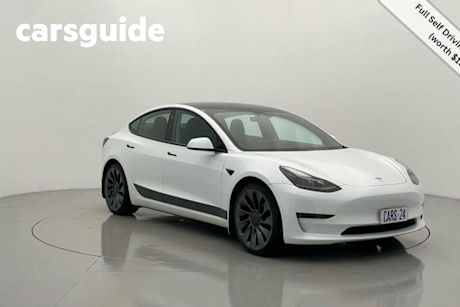 White 2022 Tesla Model 3 Sedan Performance