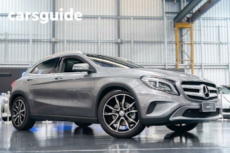 Grey 2016 Mercedes-Benz GLA250 Wagon 4Matic
