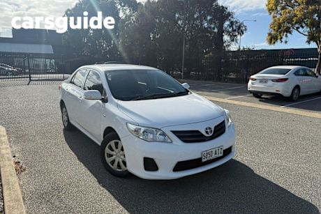 White 2010 Toyota Corolla Sedan Ascent