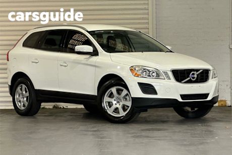 White 2012 Volvo XC60 Wagon T5