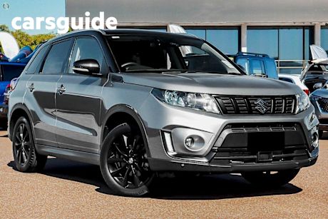 Grey 2024 Suzuki Vitara Wagon