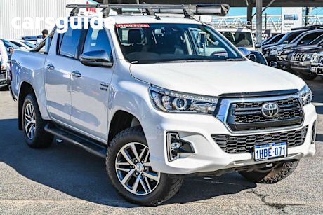 White 2020 Toyota Hilux Double Cab Pick Up SR5 (4X4)
