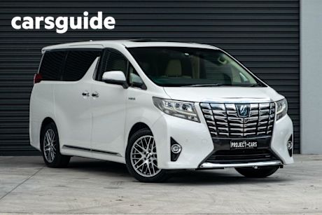 White 2015 Toyota Alphard Wagon SR (Hybrid)