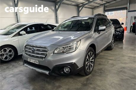 Silver 2016 Subaru Outback Wagon 2.5I